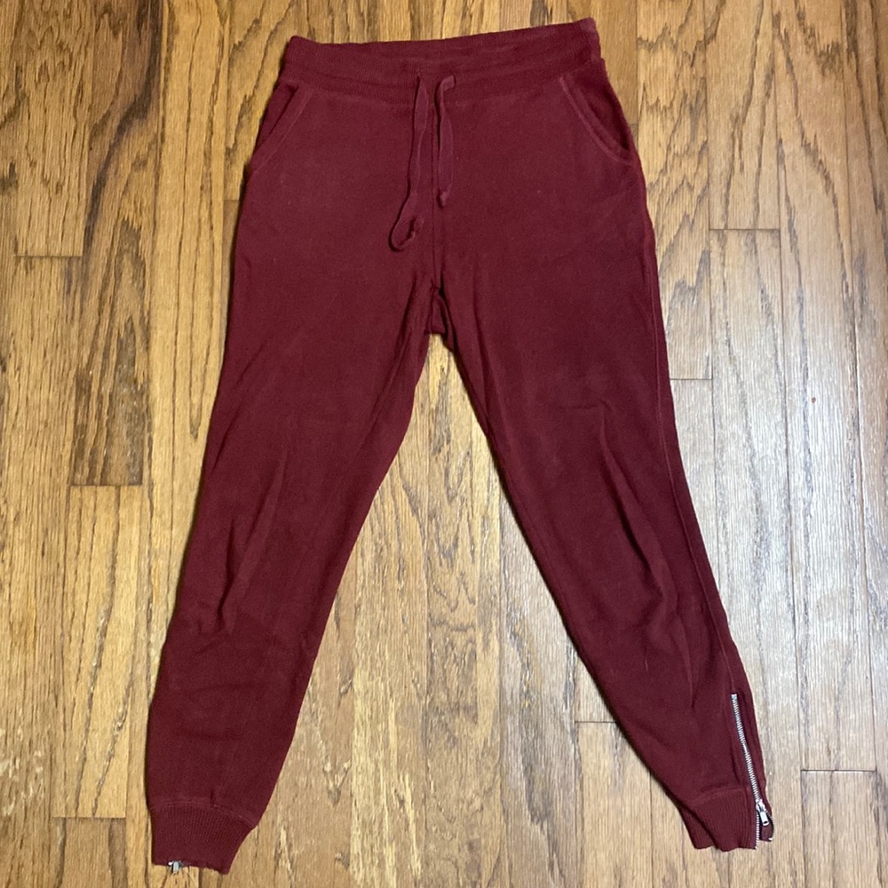 Aerie XS jogger with zippers